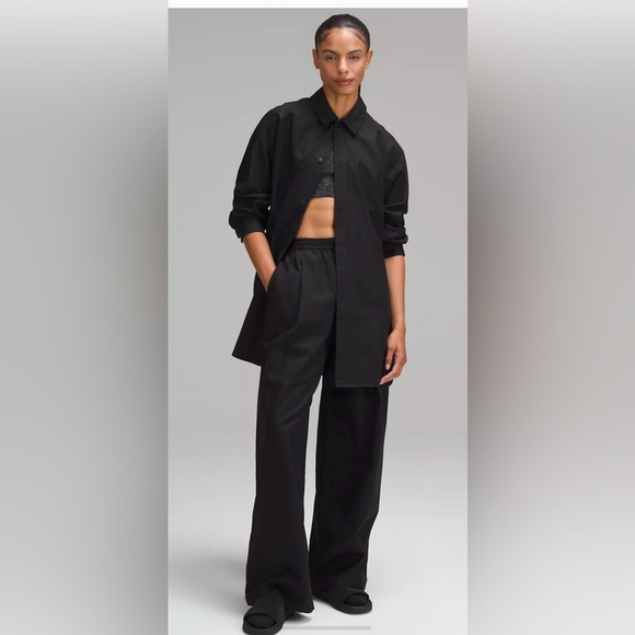 NWT Lululemon Jacquard relaxed fit black shirt size 4 - Picture 1 of 11